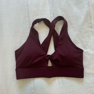 Fabletics oasis twist top sports bra - size medium